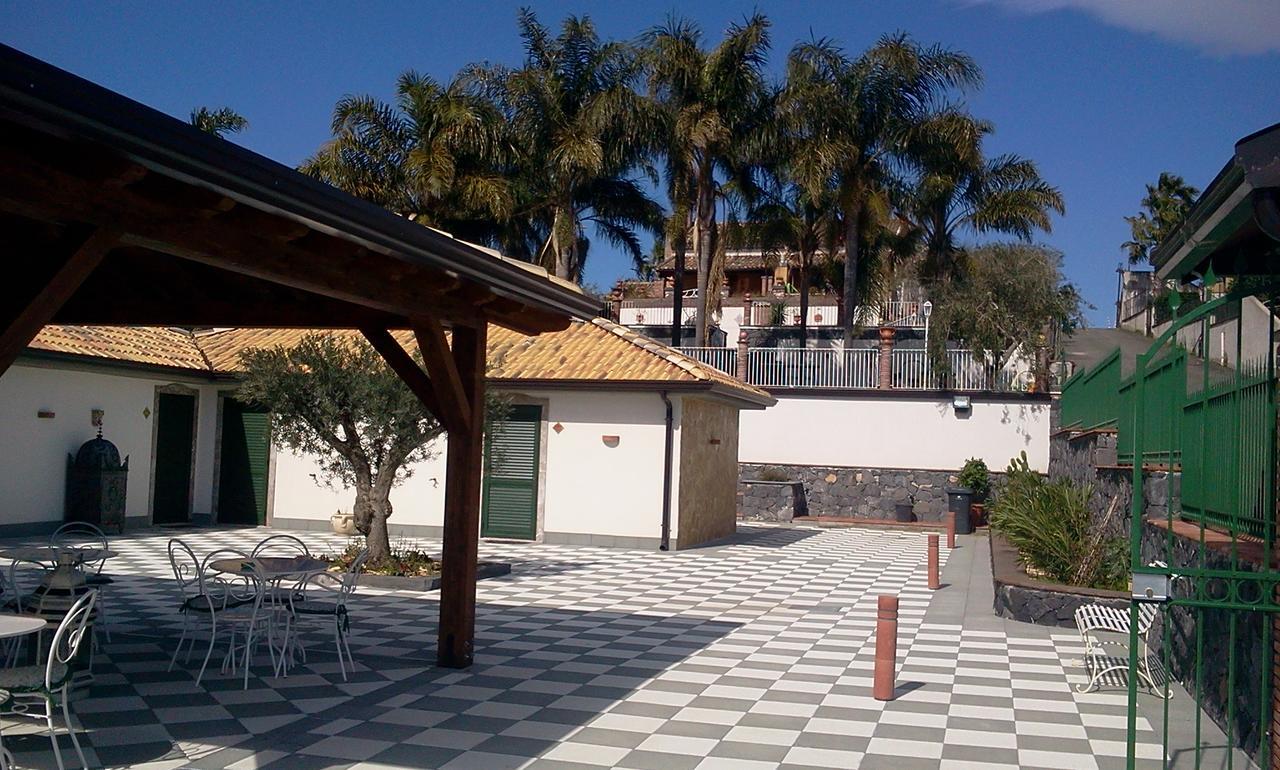 Borgo San Biagio Villa Calatabiano Exterior photo